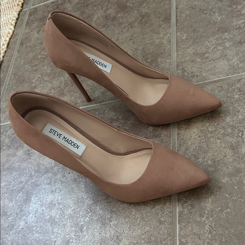 Steve Madden Brown Pointed Toe Heels